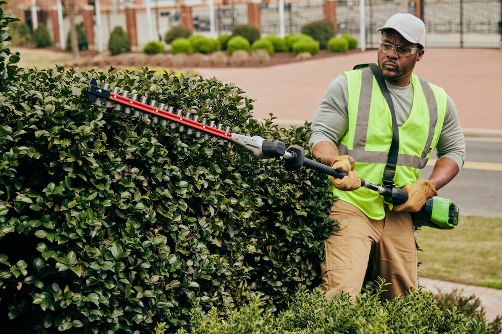 Greenworks Guide: Choose the Right Voltage for Your Yard