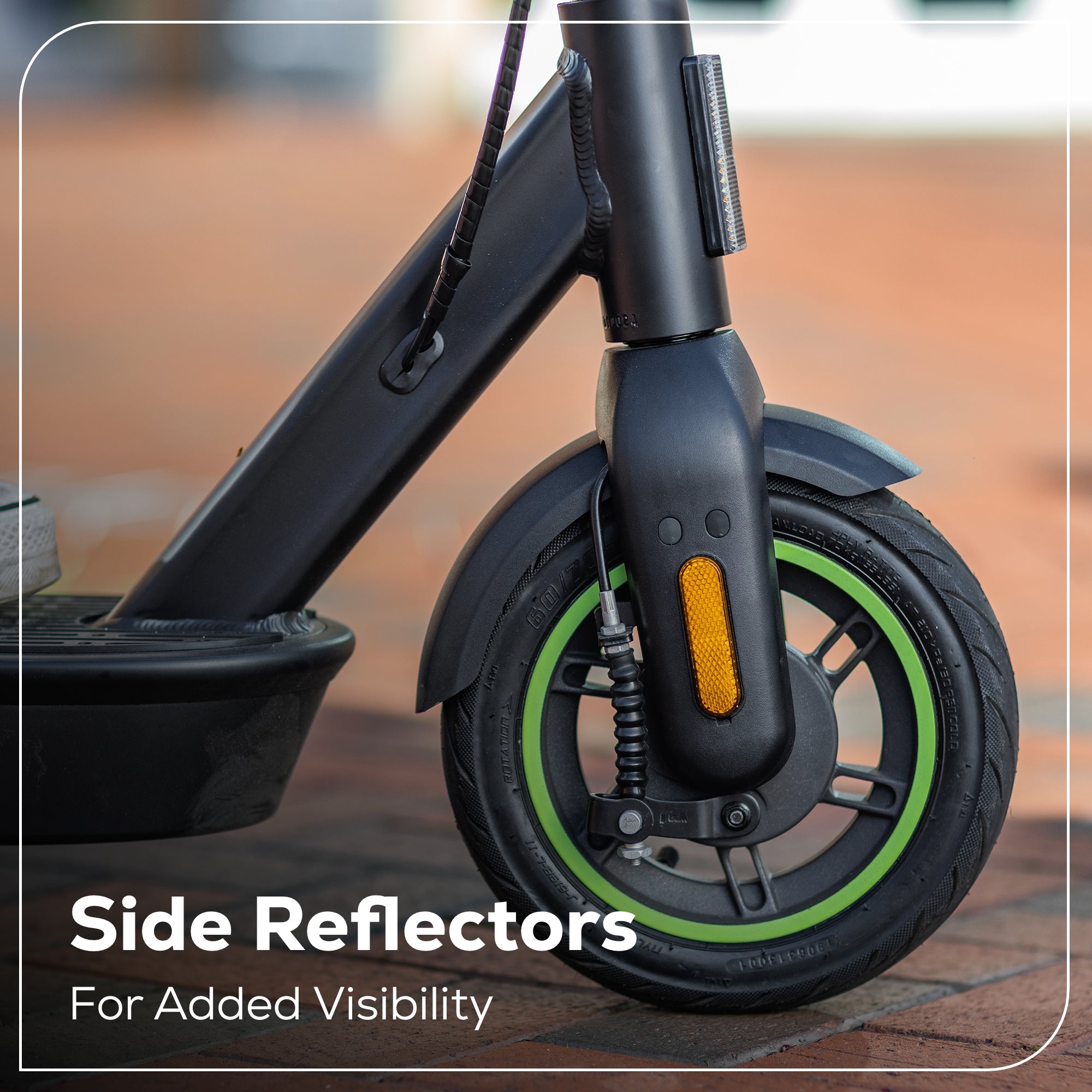 48V (24V x 2) STEALTH Series Electric Scooter: (2)4.0 Ah Batteries and Dual-Port Charger